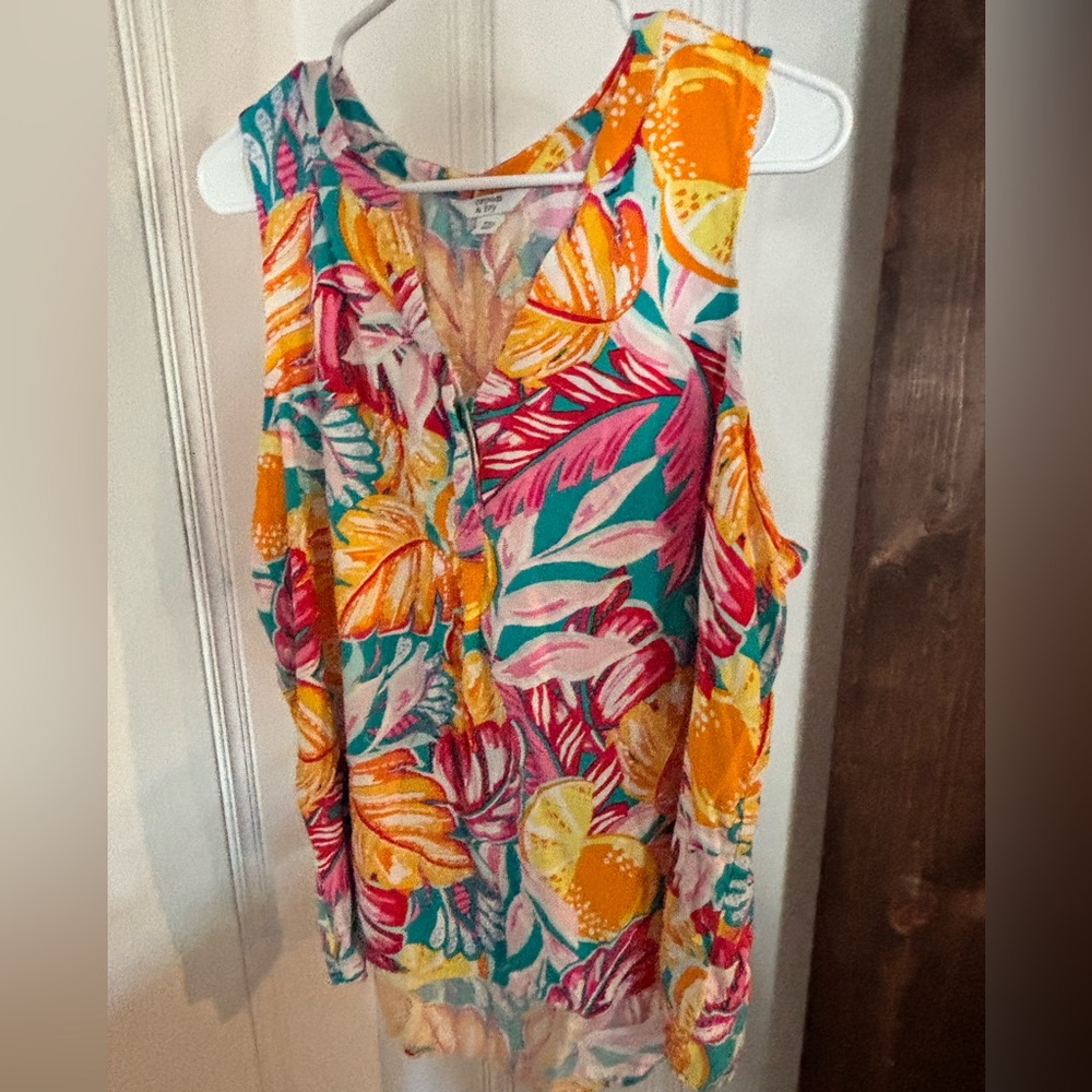 Crown & Ivy Multicolor Tropical Blouse